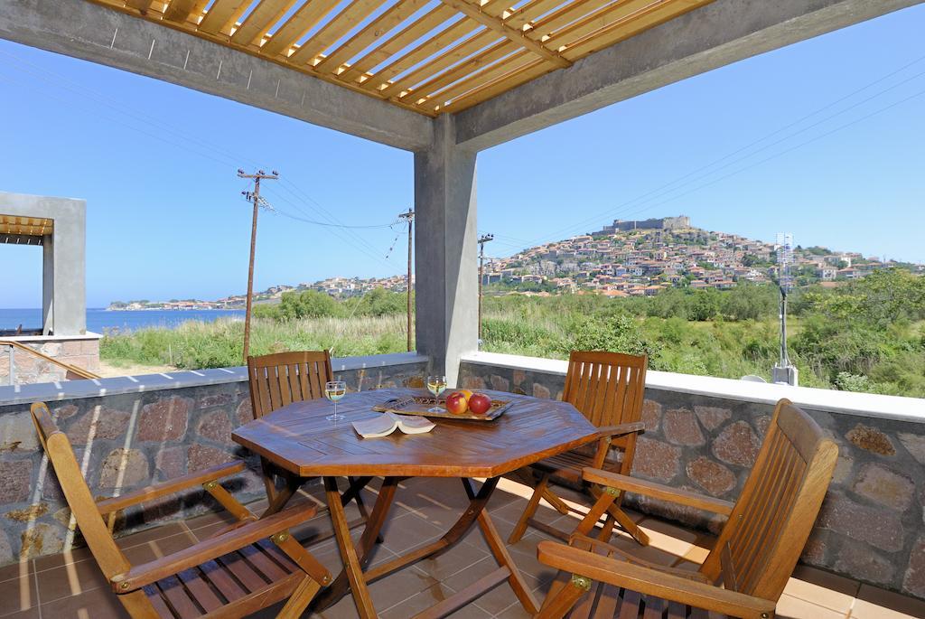 Michaela Beach Houses Mithymna Exterior photo